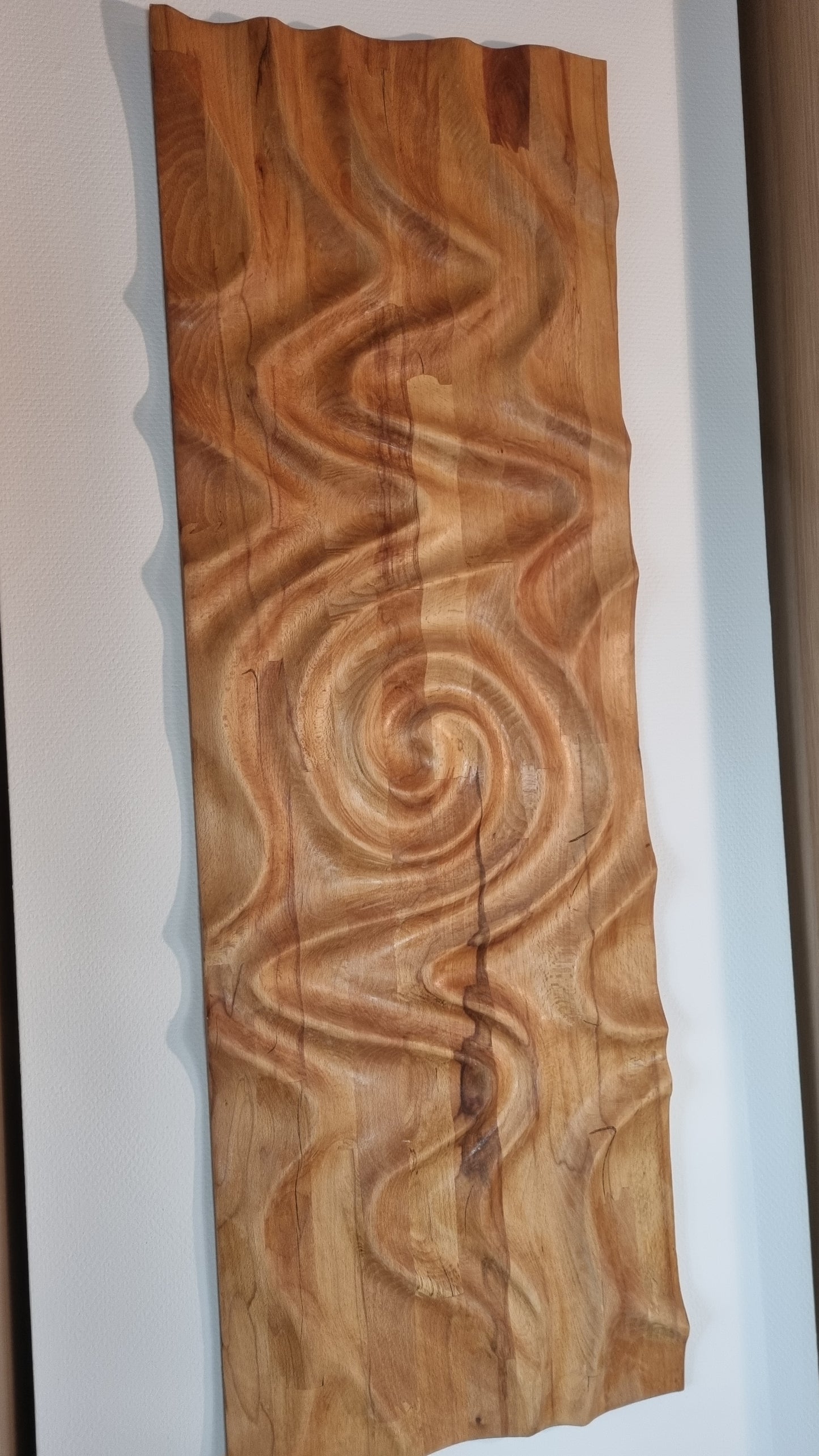 Wellen. Handgefertigte Wandpanorama aus Holz. Buche massiv. 1200 x 400 x 40. Holzskulptur, Skulpturen aus Holz, Wohnzimmer Dekor aus Holz