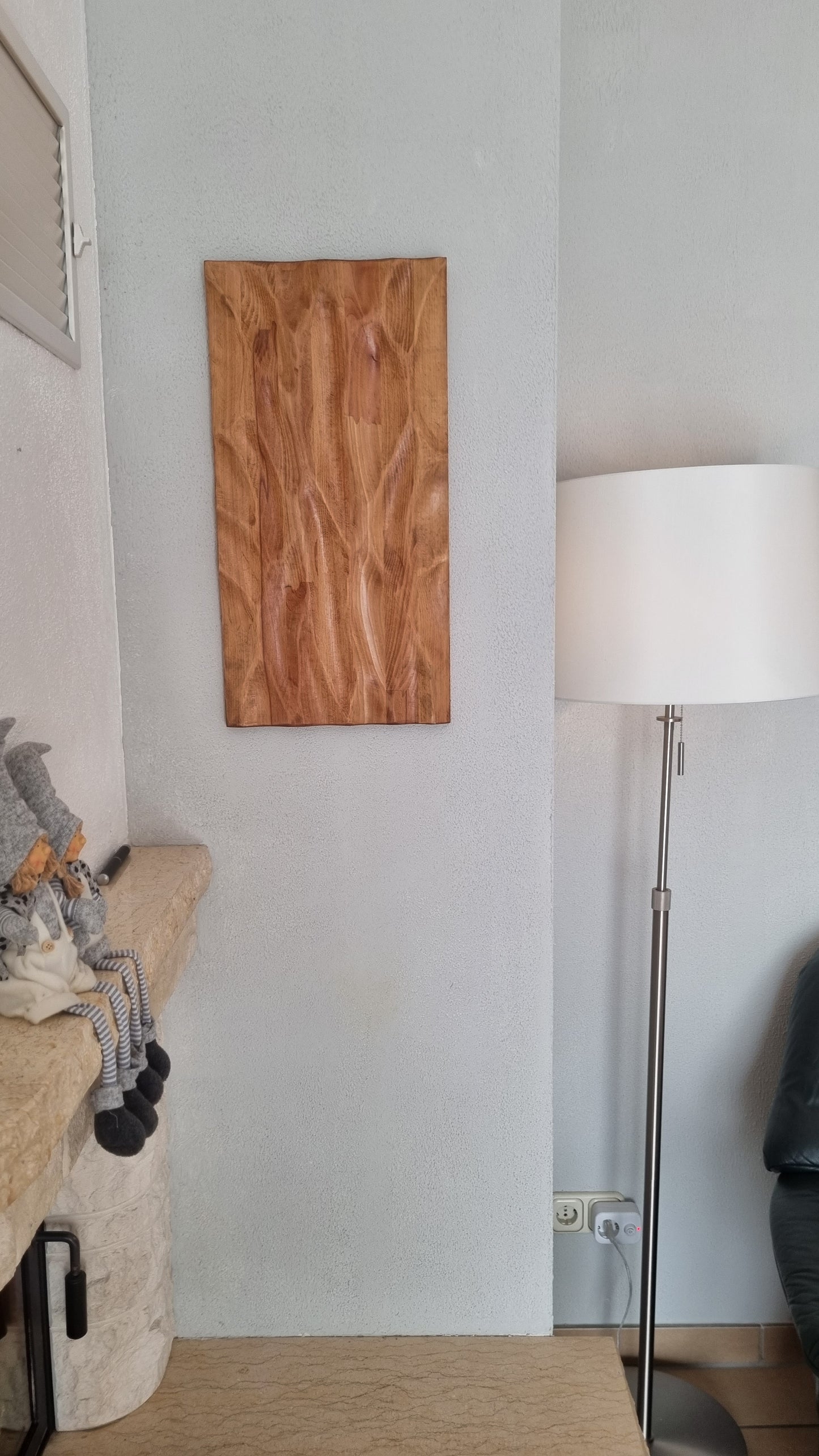 Relief. Handgefertigte Wand Skulptur aus Buche.