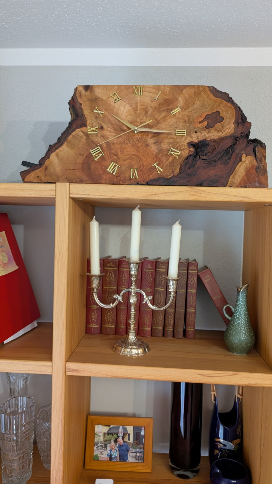 Handgefertigte Uhr aus Holz. Kirschbaum massiv 55 x 25 x 3, Wohnzimmer Dekor
