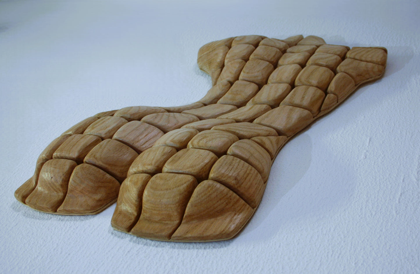 Holzskulptur "Frauenbüste" – Zeitlose Weiblichkeit