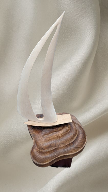 Segelboot Holzskulptur. abstract  wood art . abstract wood sculpture, hand carved wood figure