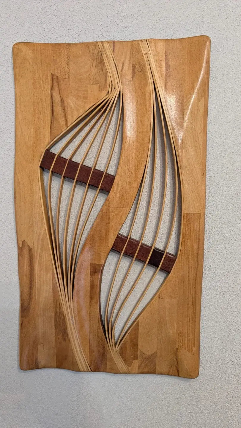 Blätter. Abstrakte Wandskulptur aus Buche, handgefertigt 