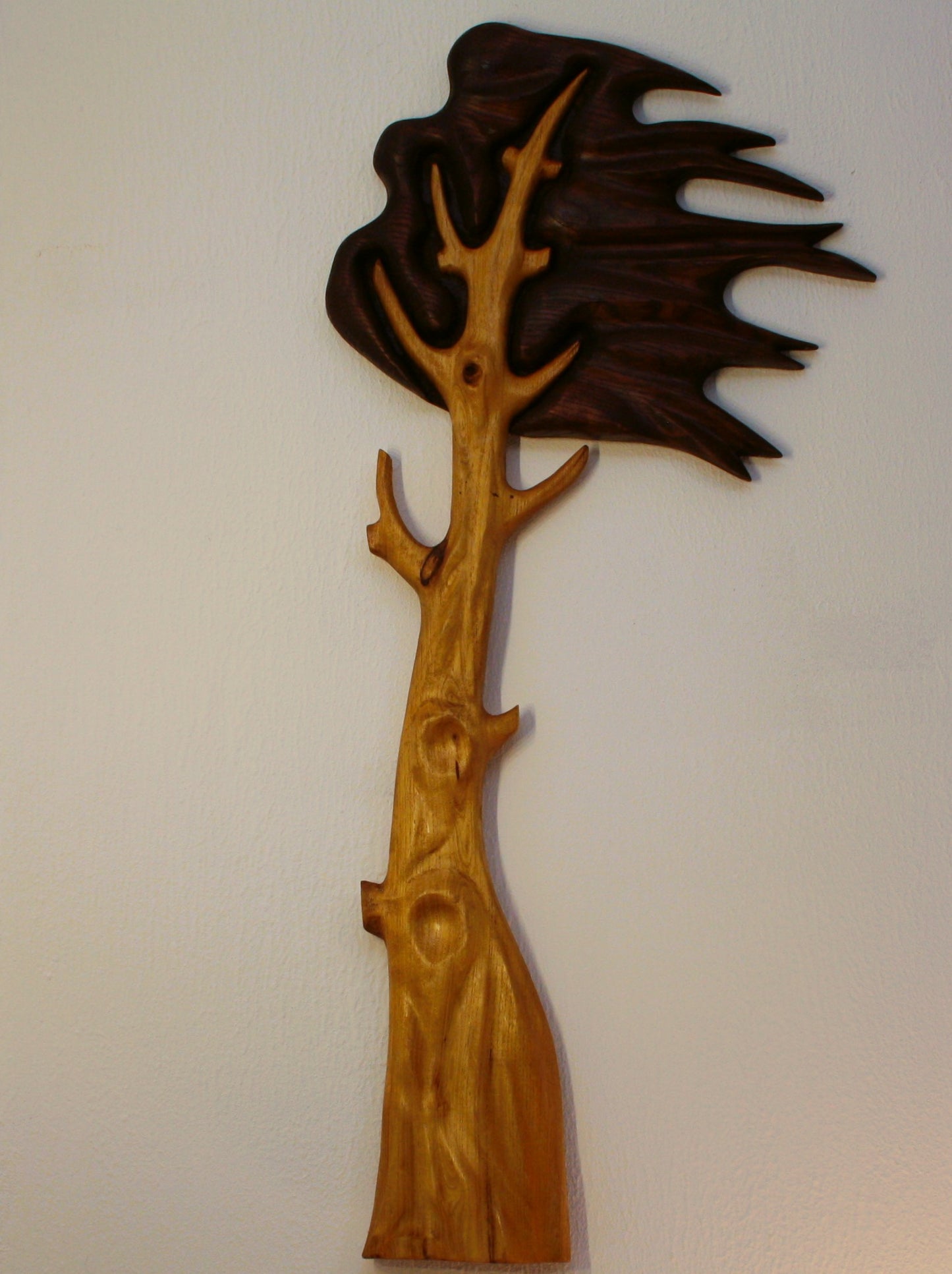 Wandkunst Baum im Wind | Akazie Kirschbaum Massiv | Bewegte Holzskulptur | Wohnzimmer Deko | Natur Kunst Geschenk