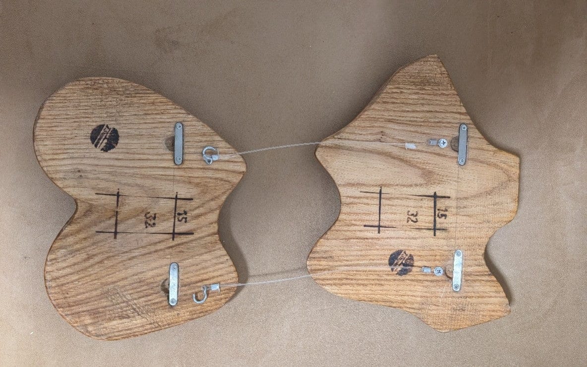 Relief Frauenbüste Wandskulptur Roteiche 3D abstrakt handgeschnitzt