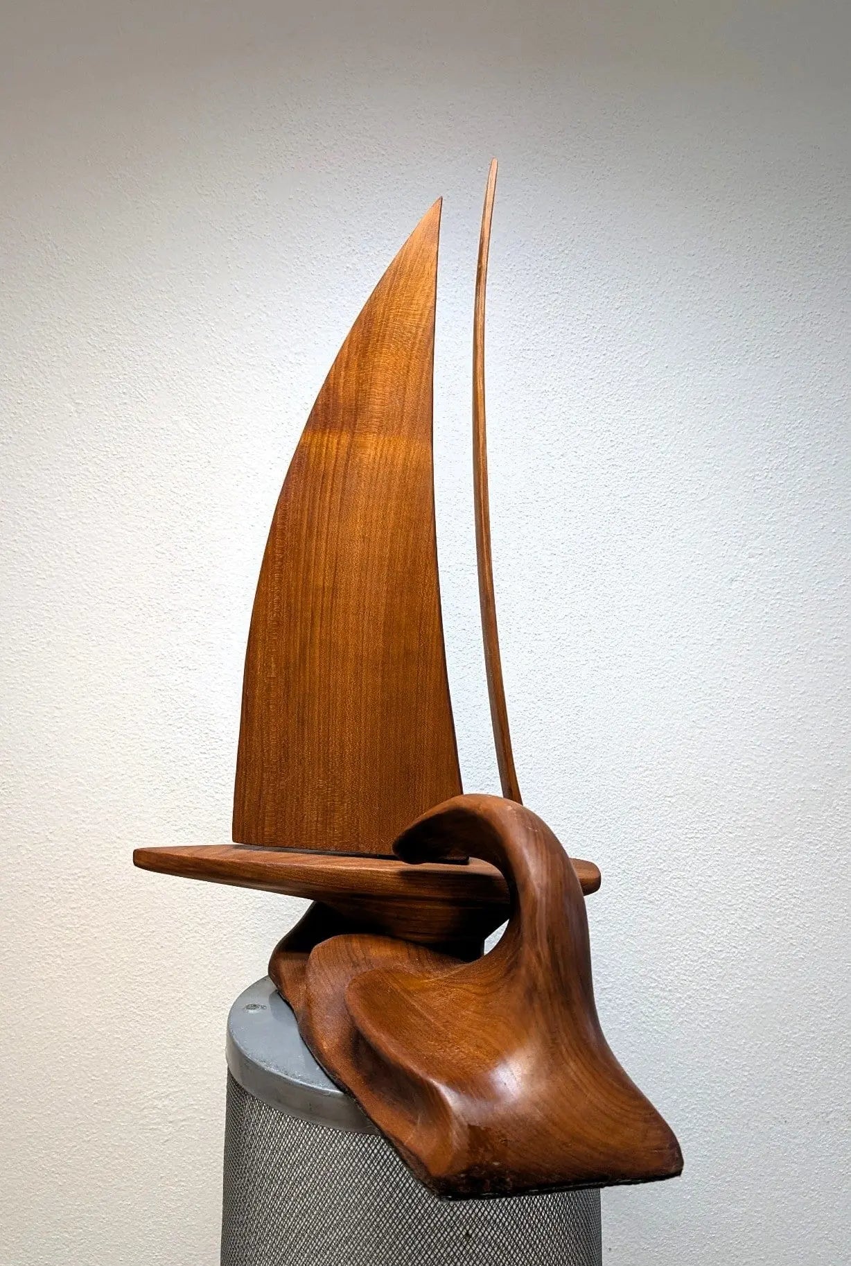 Yacht Segelboot Wanddekoration Holz abstrakt handgeschnitzt