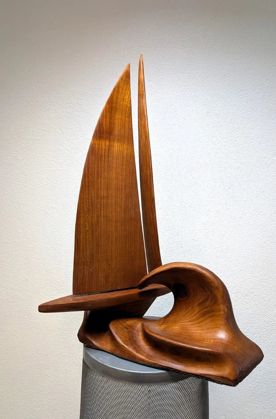 Yacht Segelboot Wanddekoration Holz abstrakt handgeschnitzt