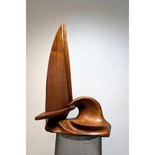 Yacht im Sturm. Segelboot Holzskulptur. Maritime Wanddeko
